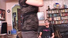 स्थल#1 वीडियो के लिए: MILF mother-in-law gets her pussy pounded in hardc...